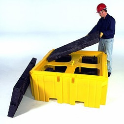 SpillTech IBC-WD Yellow 100% Polyethylene IBC Spill Pallet with Drain - 1 Pack