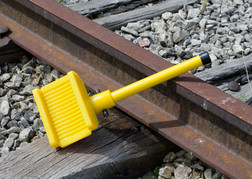 Aldon Spark-Proof Urethane Heavy Duty Single Wheel Chock, 4011-42 exposed rail