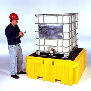 SpillTech IBC-ND Yellow 100% Polyethylene IBC Spill Pallet without Drain - 1 Pack