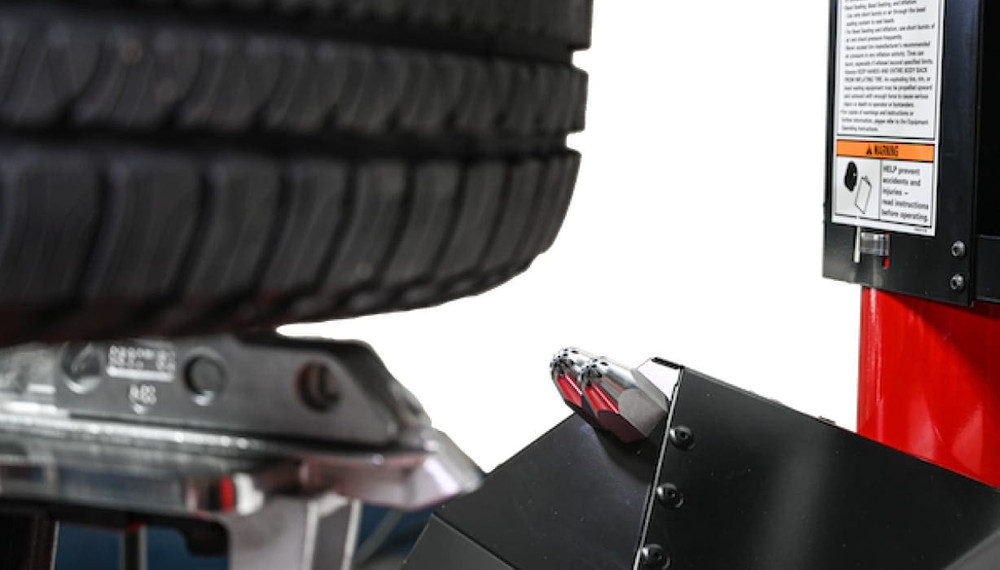 Coats Maxx 70 Rim Clamp Tire Changer