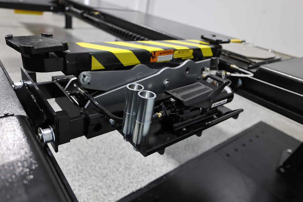 Challenger AR4115XAX 15,000 lb. ALI Certified Closed-Front 4-Post Alignment Package