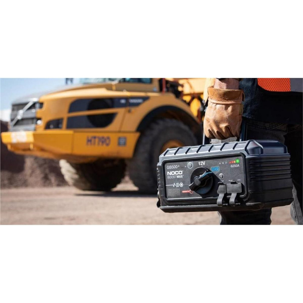 NOCO GB500+ Boost Max 6250A 12V/24V UltraSafe Lithium Jump Starter and 2200 Lumen Flashlight