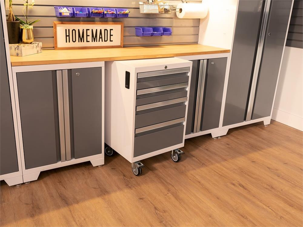 NewAge Bold 3.0 White 14 Piece Set w/Stainless Steel Worktop NewAge Bold 3.0 White 14 Piece Set w/Stainless Steel Worktop