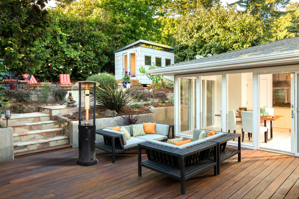 Paragon Outdoor Helios Round Flame Tower Heater with Remote Control, 82.5”, 32,000 BTU - Hammered Black