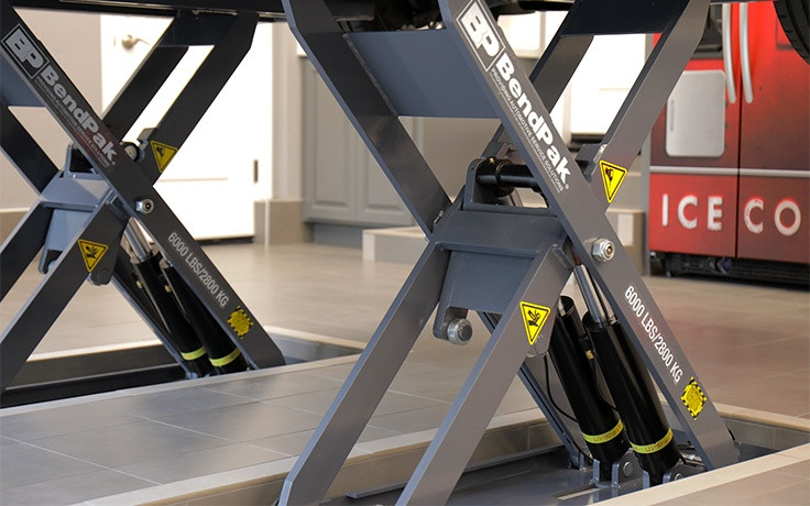 Bendpak MDS6LPF 6,000lb. Capacity / MidRise Scissor Lift / Open