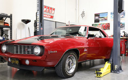 Bendpak GP-7 GrandPrix Series ALI Certified 2-Post Lift 7,000-lb. Capacity / 150 Overall Height