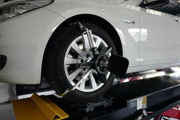 Coats CWA 6500 Wheel Aligner