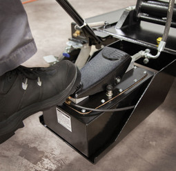 Rotary LT33A 3,300 lb Capacity Air-Hydraulic Lifting Table