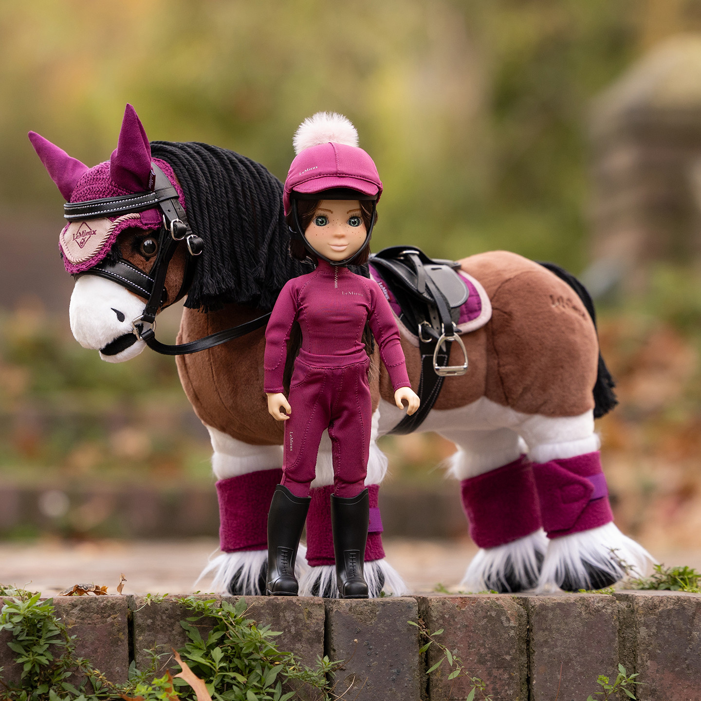 LeMieux Toy Pony Titan, Bay Clydesdale