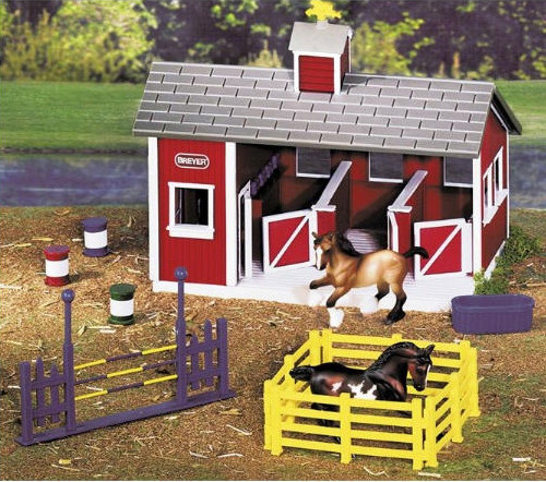 Breyer Stablemates Red Stable Set