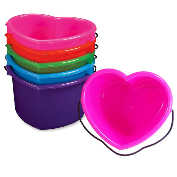 Heart Shaped 6 Quart Plastic Pail