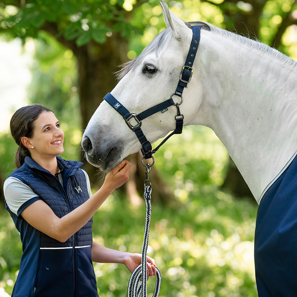 Pony Newmarket Halter and Lead Set, Witney Navy. Pony Newmarket Halter and Lead Set, Witney Navy.