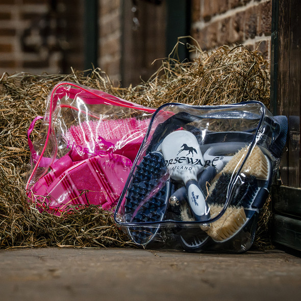 Horseware Newmarket Grooming Brush Set. Horseware Newmarket Grooming Brush Set.