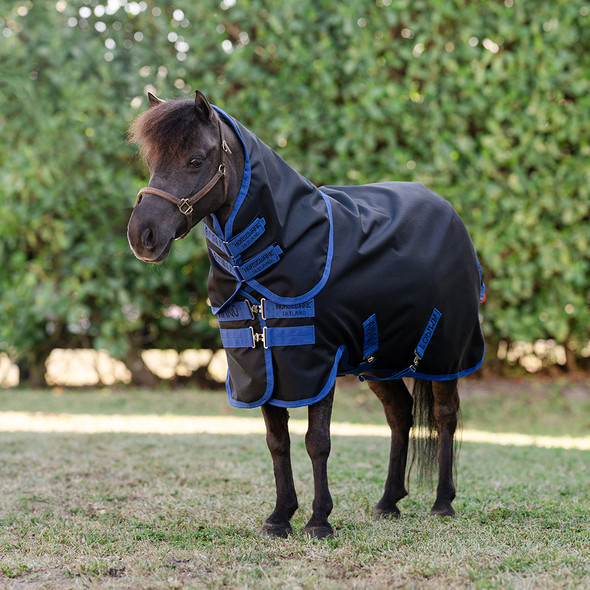Amigo Ripstop 900D Petite PLUS Turnout, 0g, Black/Classic Blue, 33" - 48". Amigo Ripstop 900D Petite PLUS Turnout, 0g, Black/Classic Blue, 33" - 48".