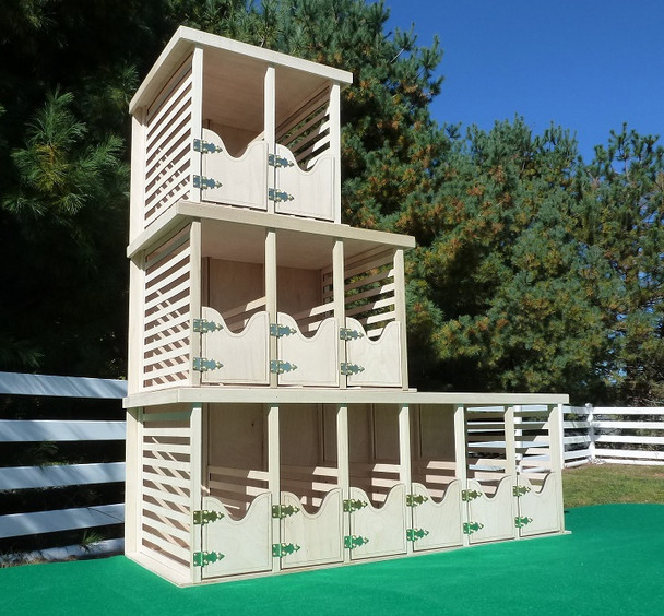 Model Horse Jumps Three-Stall Barn