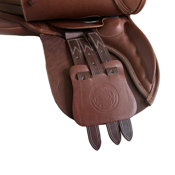 Collegiate Convertible Alumni Close Contact Saddle, Oak Brown, 15".