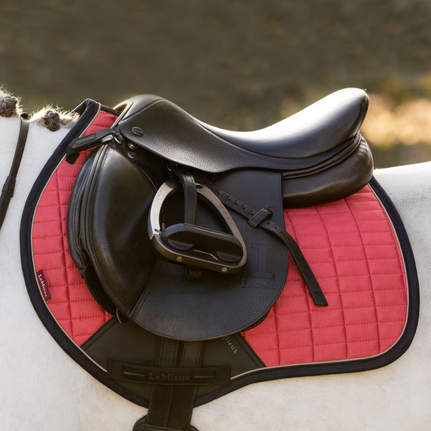 LeMieux Mini Suede Close Contact Square Pad, Cranbury.