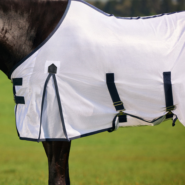 Saxon Mesh Fly Sheet with Gussets & Belly Band, White/Navy.