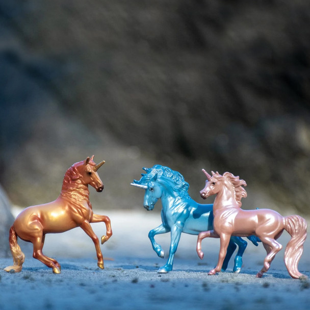 Breyer Stablemates Mystery Unicorn Surprise: Fire & Ice | Individual Blind Bag.