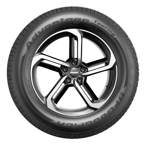 Llanta 205/70R15 BFGoodrich Advantage Touring 96T