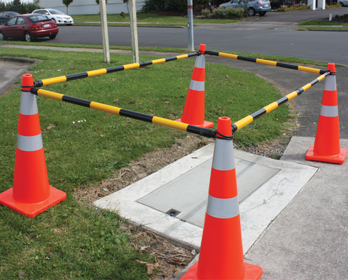 Extendable Cone Bar Yellow/Black 2.1m