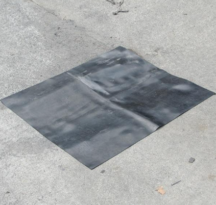 SpillTech® Nitrile Drain Mat