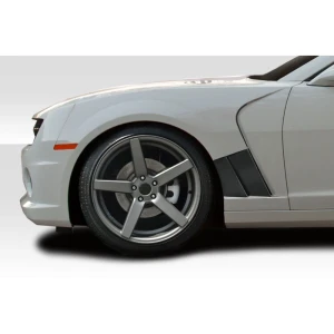 2010-2015 Chevrolet Camaro AM-S Front Fenders - 2 Piece - image 1