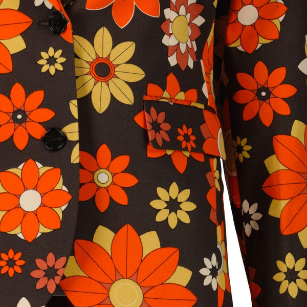 Madcap England Daydream Beau Retro 70s Women's Wide Lapel Blazer in Red/Orange Floral Print