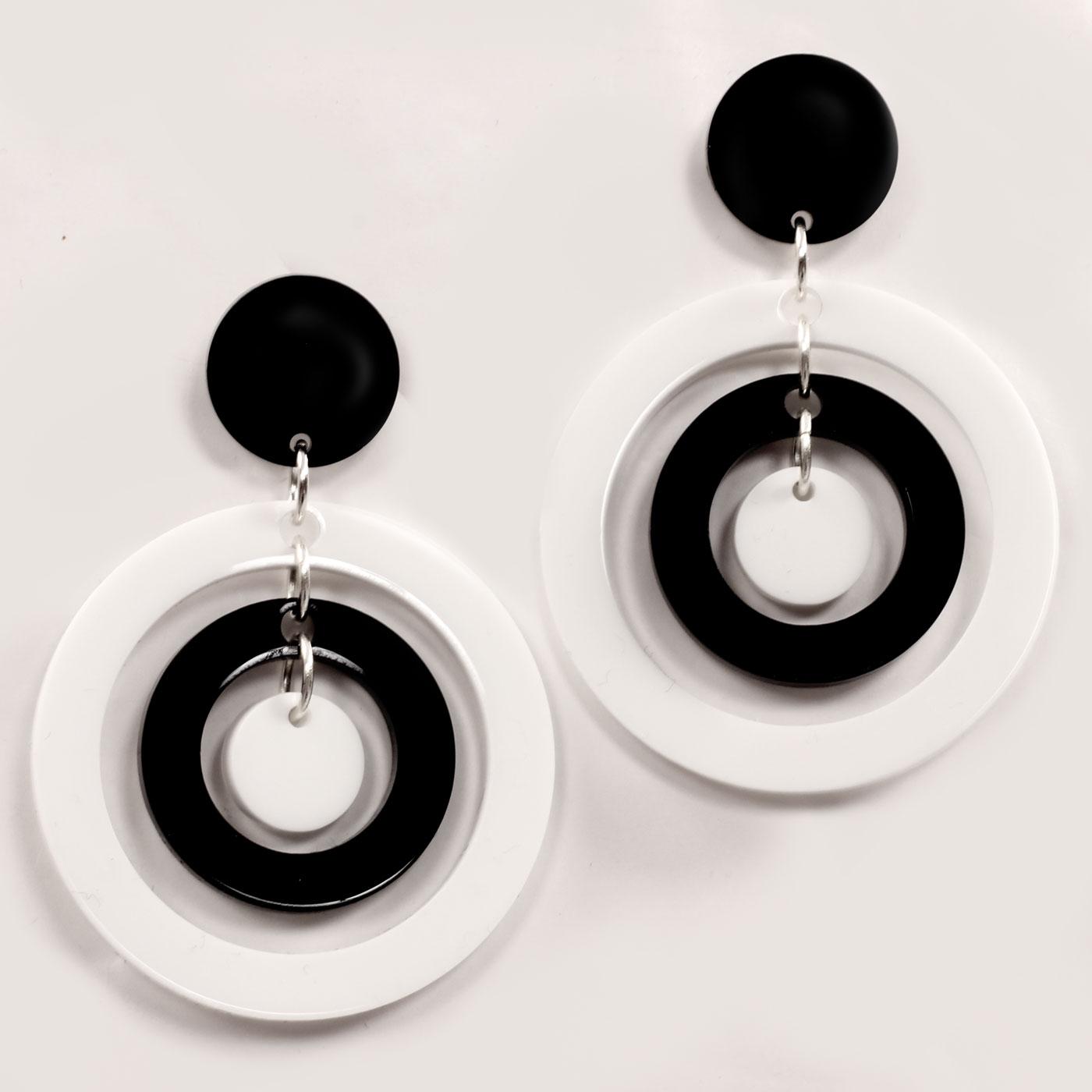 Ada Binks for Madcap England 60s Mod Concentric Circles Earrings in white