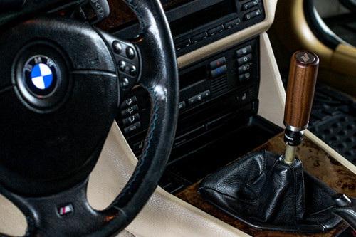 Mishimoto Non-Threaded Shifter Adapter Kit - Black (Set of4) - MMSK-ADAP-BMWBK Photo - Mounted