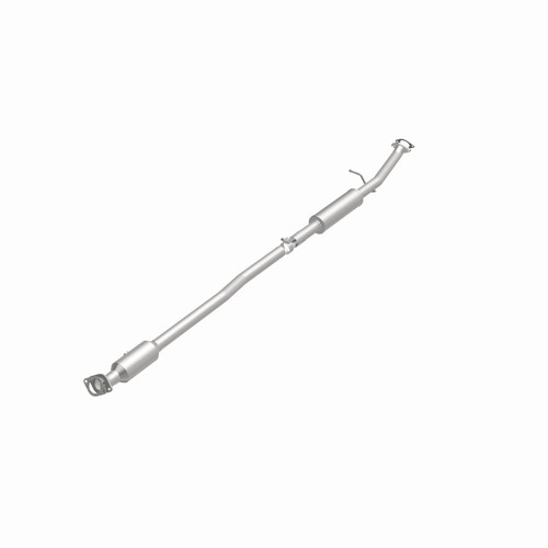 Magnaflow 16-18 Hyundai Tucson L4 2.0L OEM Grade / EPA Compliant Direct-Fit Catalytic Converter - 21-145 360 Degree Image Set