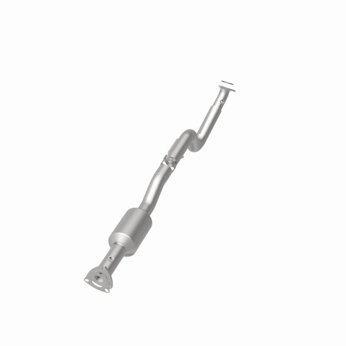 MagnaFlow 2009 Chevrolet Express 4500 V8 6.0L Right Underbody Catalytic Converter - 280428 360 Degree Image Set