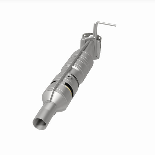 MagnaFlow 09-17 Ford F53 V10 6.8L Underbody Direct Fit Catalytic Converter - 280436 360 Degree Image Set