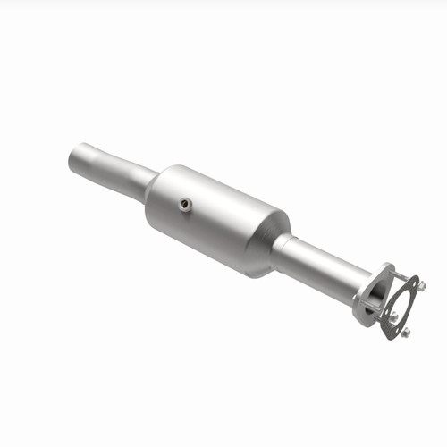 MagnaFlow 16-19 Ford E-450 Super Duty Base V10 6.8L Underbody Direct-Fit Catalytic Converter - 280446 360 Degree Image Set