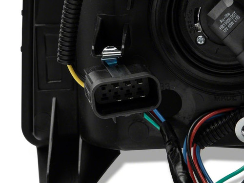 Raxiom 07-13 Chevrolet Silverado 1500 Euro Headlights- Blk Housing (Clear Lens) - S112706 Photo - Close Up