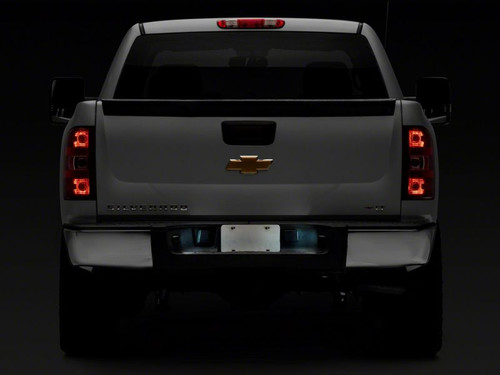 Raxiom 99-13 Chevrolet Silverado/GMC Sierra 1500 Axial Series LED License Plate Bulb Kit - S123329 Photo - Close Up