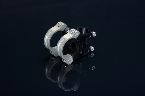 Renthal Apex 35 Handlebar Clamp 40 mm. - STM118-BKAG User 1