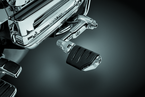 Kuryakyn Ergo III Adjustable Mount With Trident Dually ISO Pegs Chrome - 4081 User 1