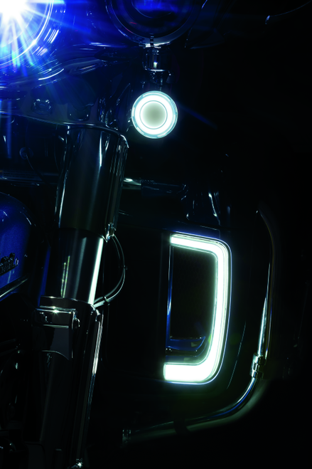 Kuryakyn Tracer Lower Fairing Grill Chrome - 5063 User 1