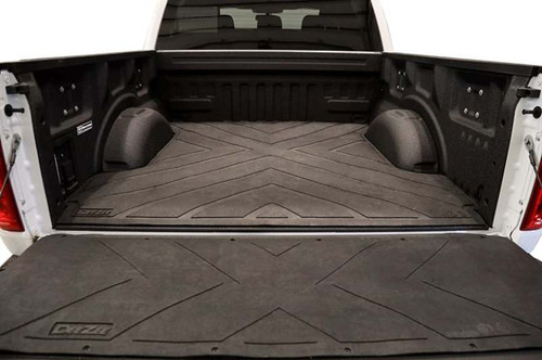 Deezee 19-23 Chevrolet Silverado Heavyweight Bed Mat - Custom Fit 5 1/2Ft Bed (X Pattern) - DZ 77019 User 1