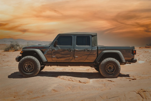 Tuff Country 20-23 Jeep Gladiator 3.5in Suspension Lift with New Shocks - 43205KN Photo - Mounted