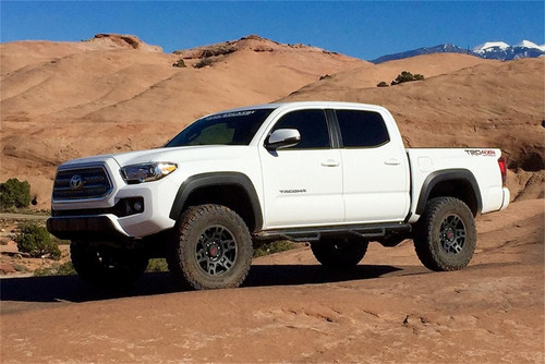Tuff Country 05-23 Toyota Tacoma 4x4 & PreRunner 3in Lift Kit (Excludes TRD Pro) SX8000 Shocks - 52907KN Photo - Mounted