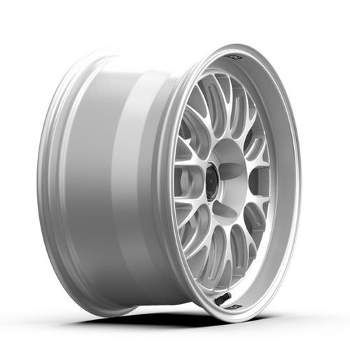 fifteen52 Holeshot RSR 18x9.5 5x120 22mm ET 72.56mm Center Bore Radiant Silver - RSHRS-89552+22 User 1