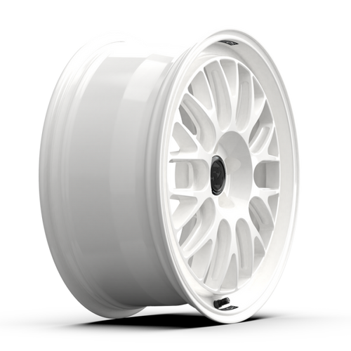 fifteen52 Holeshot RSR 19x9.5 5x114.3 38mm ET 73.1mm Center Bore Rally White - RSHRW-99554+38-2 User 1