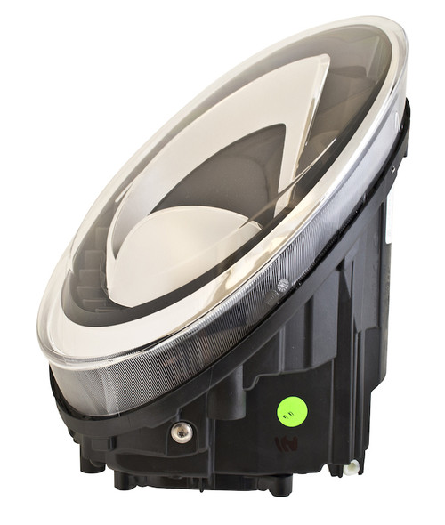 Hella 12-13 Volkswagen Beetle Headlamp Rh Bi-Xen - 010793361 Photo - Close Up