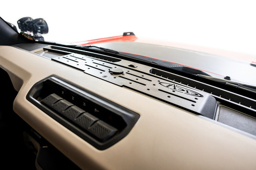 ADD 21-23 Ford Bronco & Bronco Raptor Digital Device Dash Mount - AC2302601NA Photo - Mounted