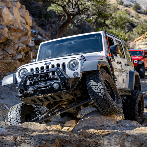 Progressive 20-24 Gladiator (JT) STR 46 Series 2.0 Smooth Body Rear Shocks (Pair) - 3.5-4.0in - 46-2009 Photo - lifestyle view