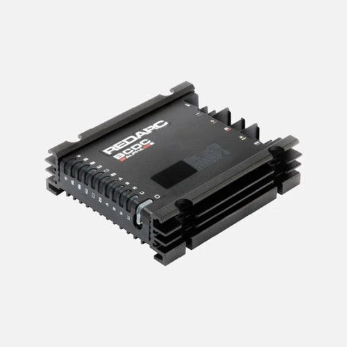 REDARC BCDC Classic 25A In-Vehicle DC Battery Charger w/MPPT Solar Control & Smart Battery Monitor - BCDC12025B User 1
