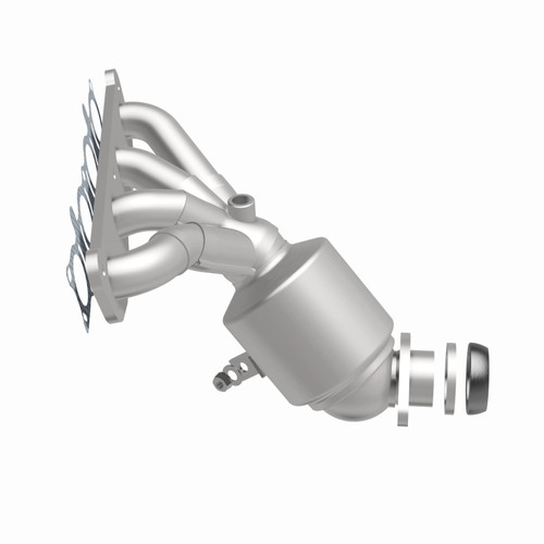 Magnaflow 13-17 Nissan Sentra 1.8L Direct-Fit Catalytic Converter - 5531271 360 Degree Image Set