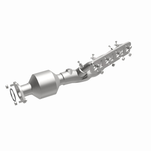 Magnaflow 16-21 Infiniti QX80 5.6L Direct-Fit Right Manifold Catalytic Converter - 290034 360 Degree Image Set